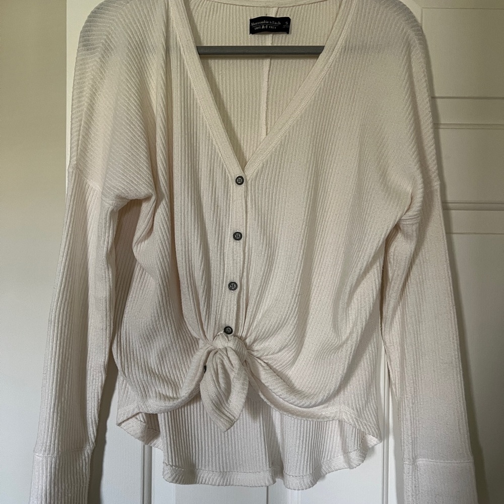 Abercrombie “Soft A&F cozy” tie front top